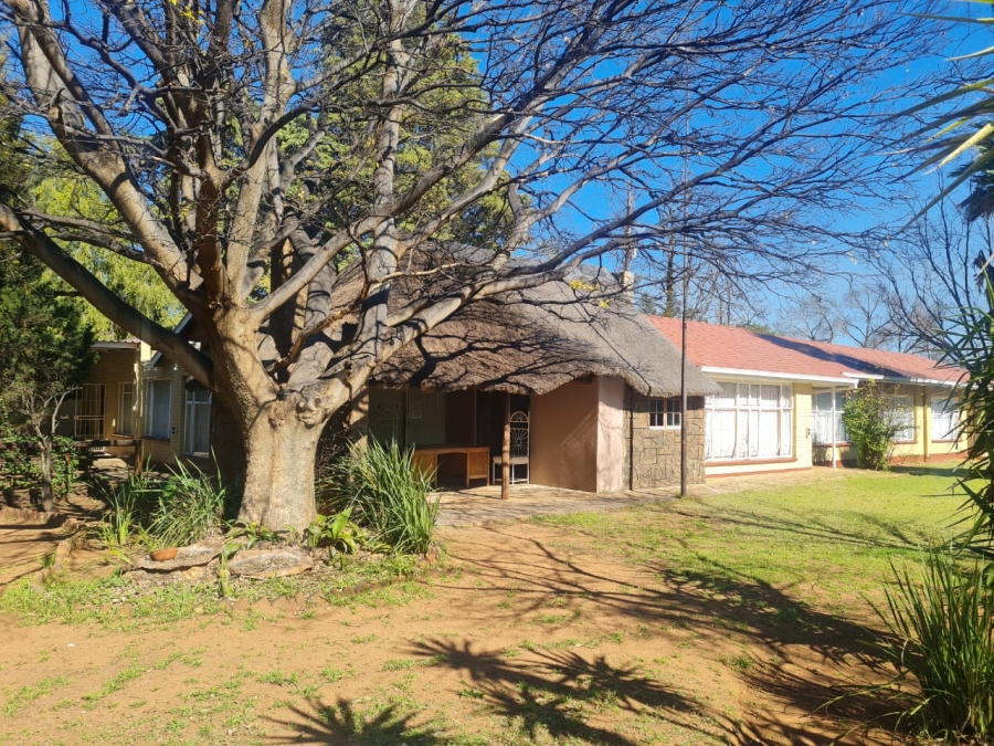 4 Bedroom Property for Sale in Stilfontein Ext 4 North West